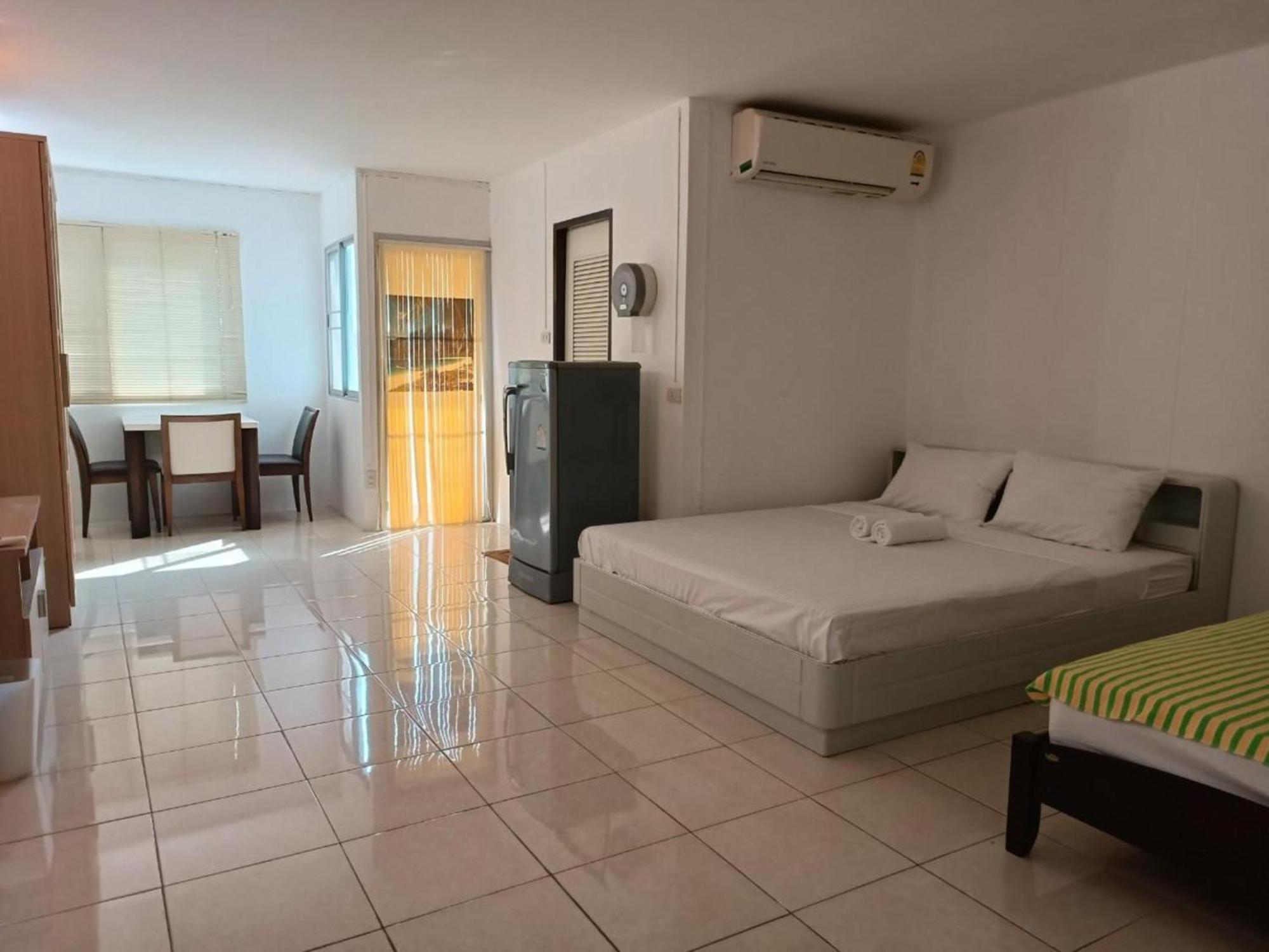 Grandview Condominia Bangkok Exterior foto